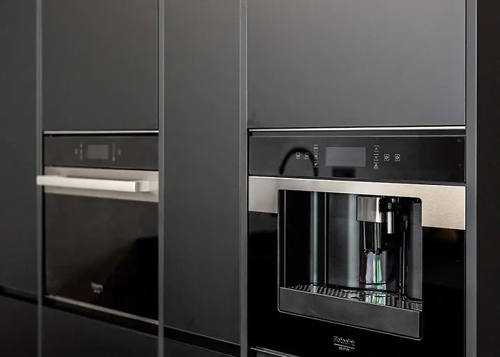 아파트 Eclipse #2 *